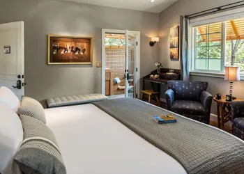 Eden Vale Inn hotel thumbnail 6