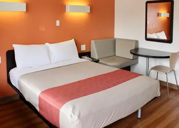 Motel 6 Pismo Beach, CA hotel thumbnail 6