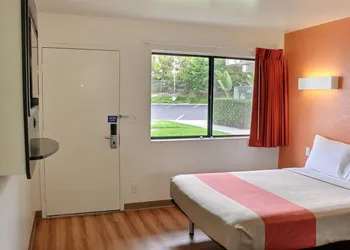 Motel 6 Pismo Beach, CA hotel thumbnail 7