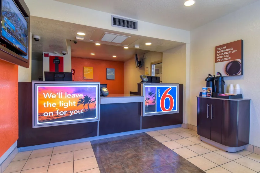 Motel 6 Riverside West - Jurupa Valley hotel detail image 2