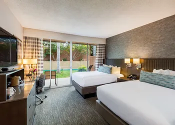 Handlery Hotel hotel thumbnail 6