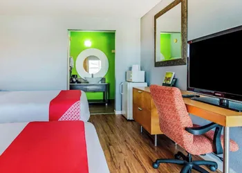 Hotel Europa Ridgecrest hotel thumbnail 7