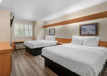 SureStay by Best Western Sacramento South Natomas hotel thumbnail 8