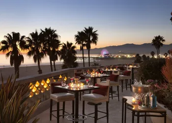 Casa Del Mar hotel thumbnail 3