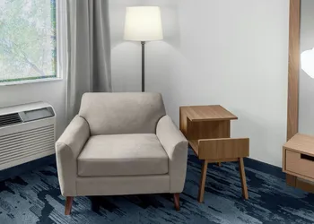 Fairfield Inn & Suites by Marriott San Francisco San Carlos hotel thumbnail 6