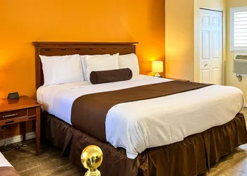 The Old West Inn hotel thumbnail 8