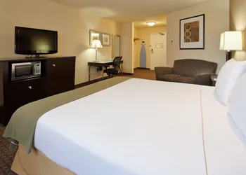 Holiday Inn Express Union City (San Jose) by IHG hotel thumbnail 3