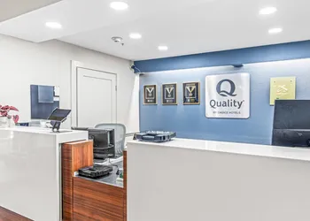 Quality Inn & Suites On the River hotel thumbnail 3