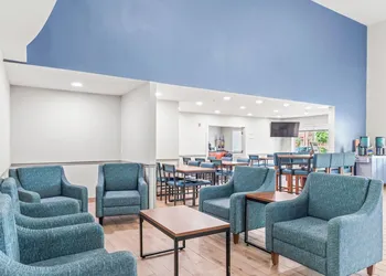 Quality Inn & Suites On the River hotel thumbnail 4