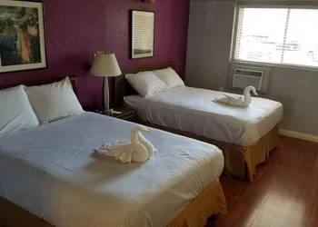 Santa Fe Inn Pueblo hotel thumbnail 4