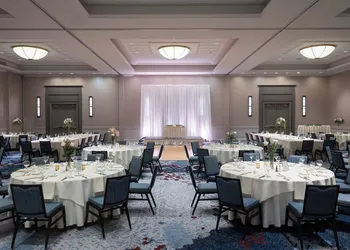Mystic Marriott Hotel and Spa hotel thumbnail 5