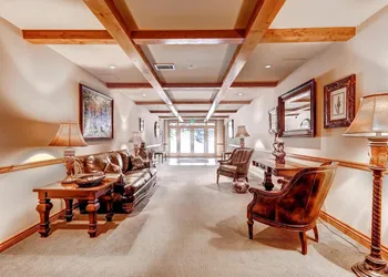 Townsend Place, A Vail Resorts Property hotel thumbnail 2