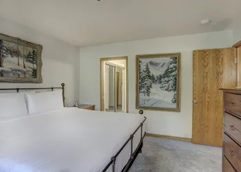 Townsend Place, A Vail Resorts Property hotel thumbnail 4