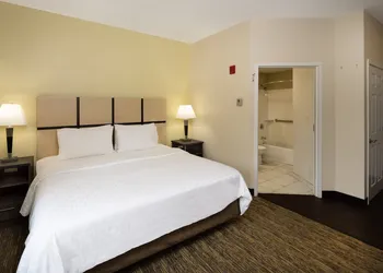 Candlewood Suites Windsor Locks Bradley Arpt by IHG hotel thumbnail 5