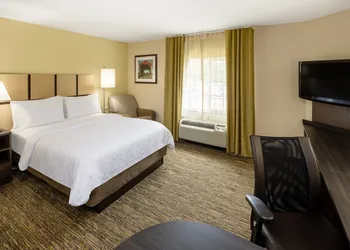 Candlewood Suites Windsor Locks Bradley Arpt by IHG hotel thumbnail 6