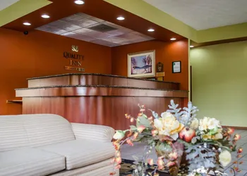 Quality Inn Crystal River hotel thumbnail 3