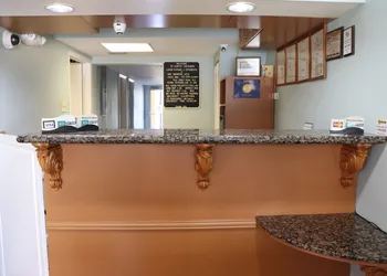 Curtis Inn & Suites hotel thumbnail 2