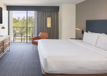 Courtyard by Marriott Fort Lauderdale East/Lauderdale-by-the-Sea hotel thumbnail 8