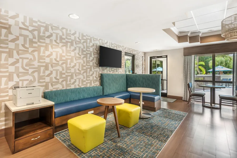 Hampton Inn Fort Myers-Airport & I-75 hotel detail image 2