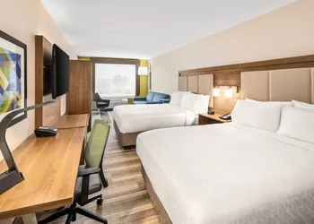 Holiday Inn Express Ft. Lauderdale Cruise-Airport by IHG hotel thumbnail 5