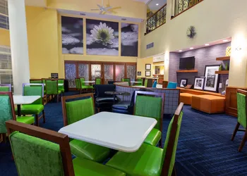 Hampton Inn & Suites Jacksonville Deerwood Park hotel thumbnail 5