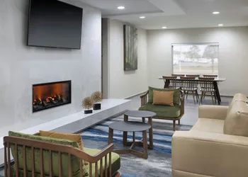 Fairfield Inn & Suites Lake City hotel thumbnail 4