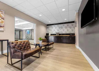 Suburban Studios Orlando - Ocoee/Winter Garden hotel thumbnail 5