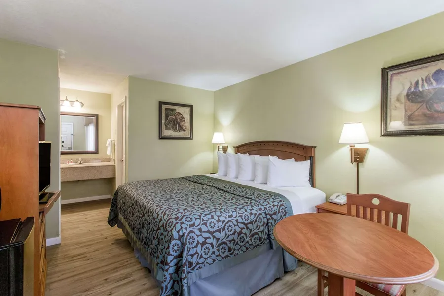 Days Inn by Wyndham Ormond Beach hotel detail image 6