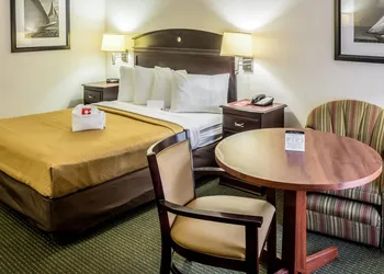 Econo Lodge Palm Coast Central hotel thumbnail 8
