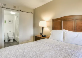 Hampton Inn Tampa-International Airport/Westshore hotel thumbnail 8
