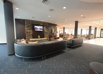Courtyard by Marriott Albany hotel thumbnail 2