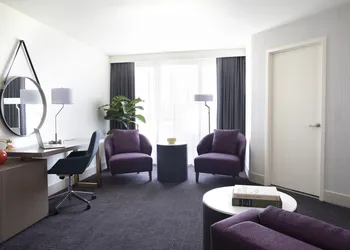 Crowne Plaza Atlanta Perimeter at Ravinia by IHG hotel thumbnail 4
