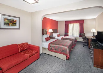 Ramada by Wyndham Alpharetta/Atlanta North hotel thumbnail 3