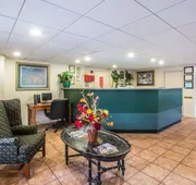 Econo Lodge Inn & Suites Columbus near Fort Benning hotel detail image 5