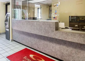 Econo Lodge Jonesboro - Atlanta South hotel thumbnail 3