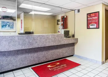Econo Lodge Jonesboro - Atlanta South hotel thumbnail 6