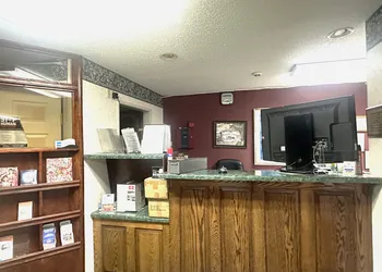 OYO Hotel East Macon I-75 hotel thumbnail 3