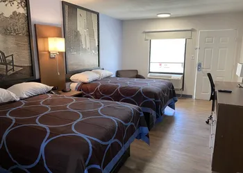 Super 8 by Wyndham Marietta/West/Atl Area hotel thumbnail 4