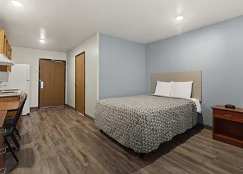 WoodSpring Suites Macon West I-475 hotel thumbnail 5