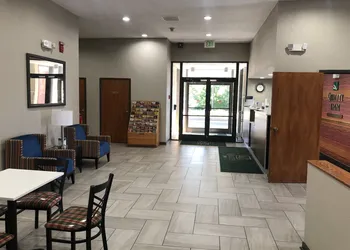 Quality Inn Rochester South hotel thumbnail 2