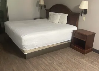 FairBridge Inn & Suites McDonough hotel thumbnail 7