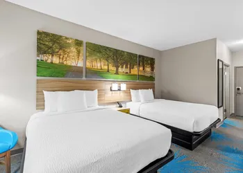 Days Inn & Suites by Wyndham Union City hotel thumbnail 5