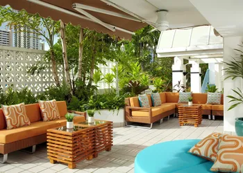 Oasis Hotel Waikiki hotel thumbnail 3