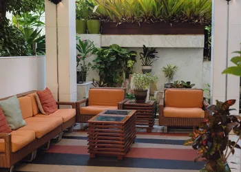 Oasis Hotel Waikiki hotel thumbnail 8