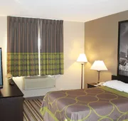 Super 8 by Wyndham Bridgeview/Chicago Area hotel detail image 4