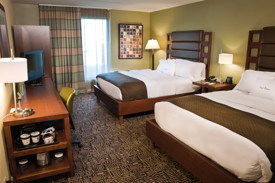 DoubleTree by Hilton Collinsville - St. Louis hotel detail image 6