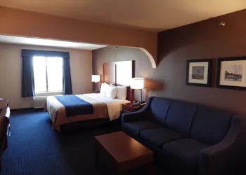 Comfort Inn Crystal Lake - Algonquin hotel thumbnail 7
