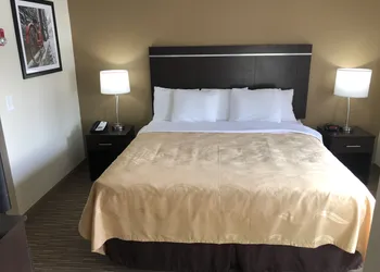 Quality Inn & Suites Meridian - West Boise hotel thumbnail 8