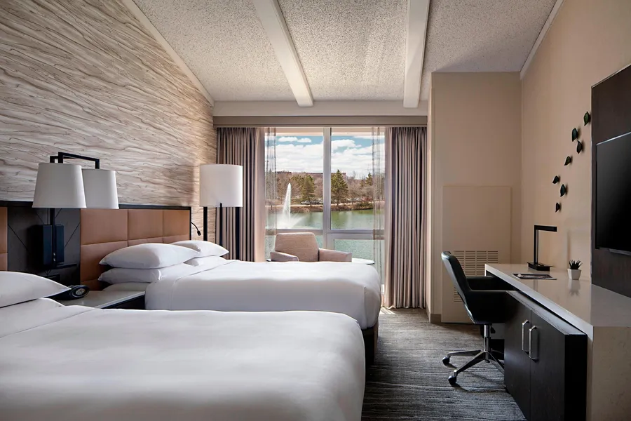 Lincolnshire Marriott Resort hotel detail image 6