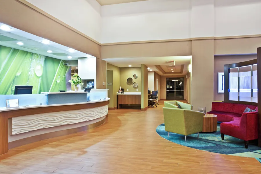 Springhill Suites by Marriott Chicago Elmhurst/Oakbrook Area hotel detail image 2